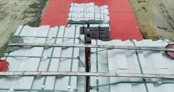 湛江 芝麻白仿形加直形路沿石出货日常