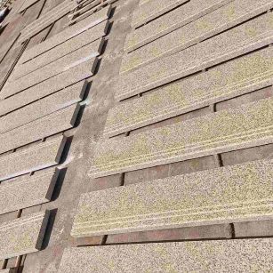 湛江 黄金麻花岗岩光面楼梯踏步