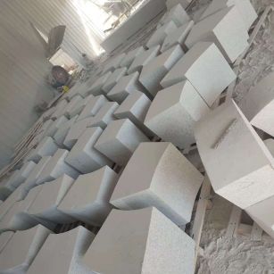 湛江 白麻花岗岩异形坐凳