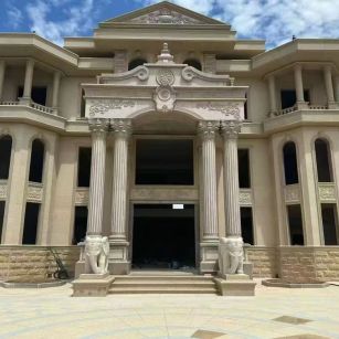 湛江 黄金麻别墅外墙干挂，大柱，大象，蘑菇石，雕花板