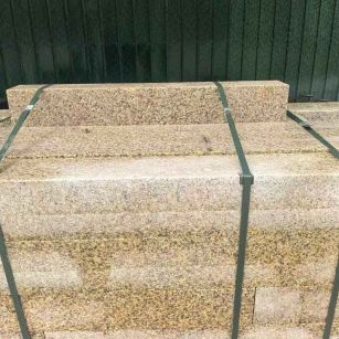 湛江 黄金麻花岗岩石材机切面栏杆料半成品