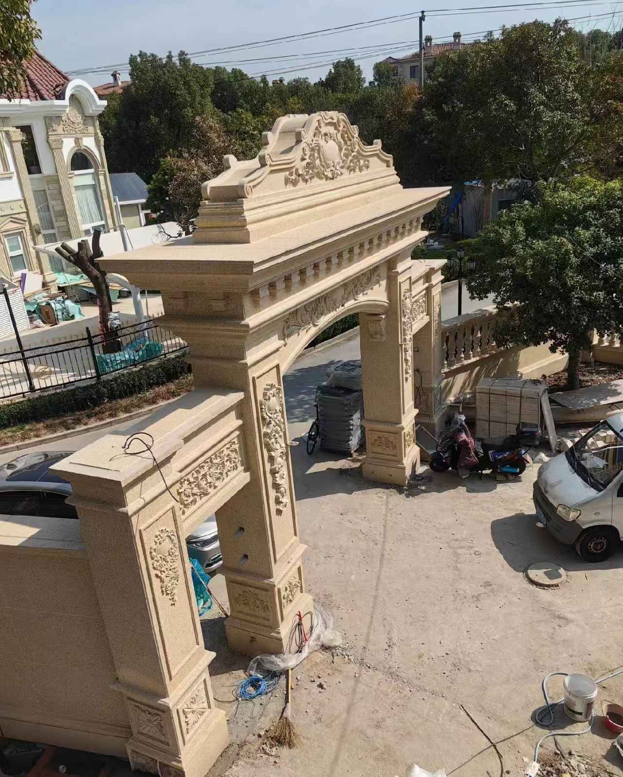 湛江 黄金麻荔枝面花岗岩别墅门楼