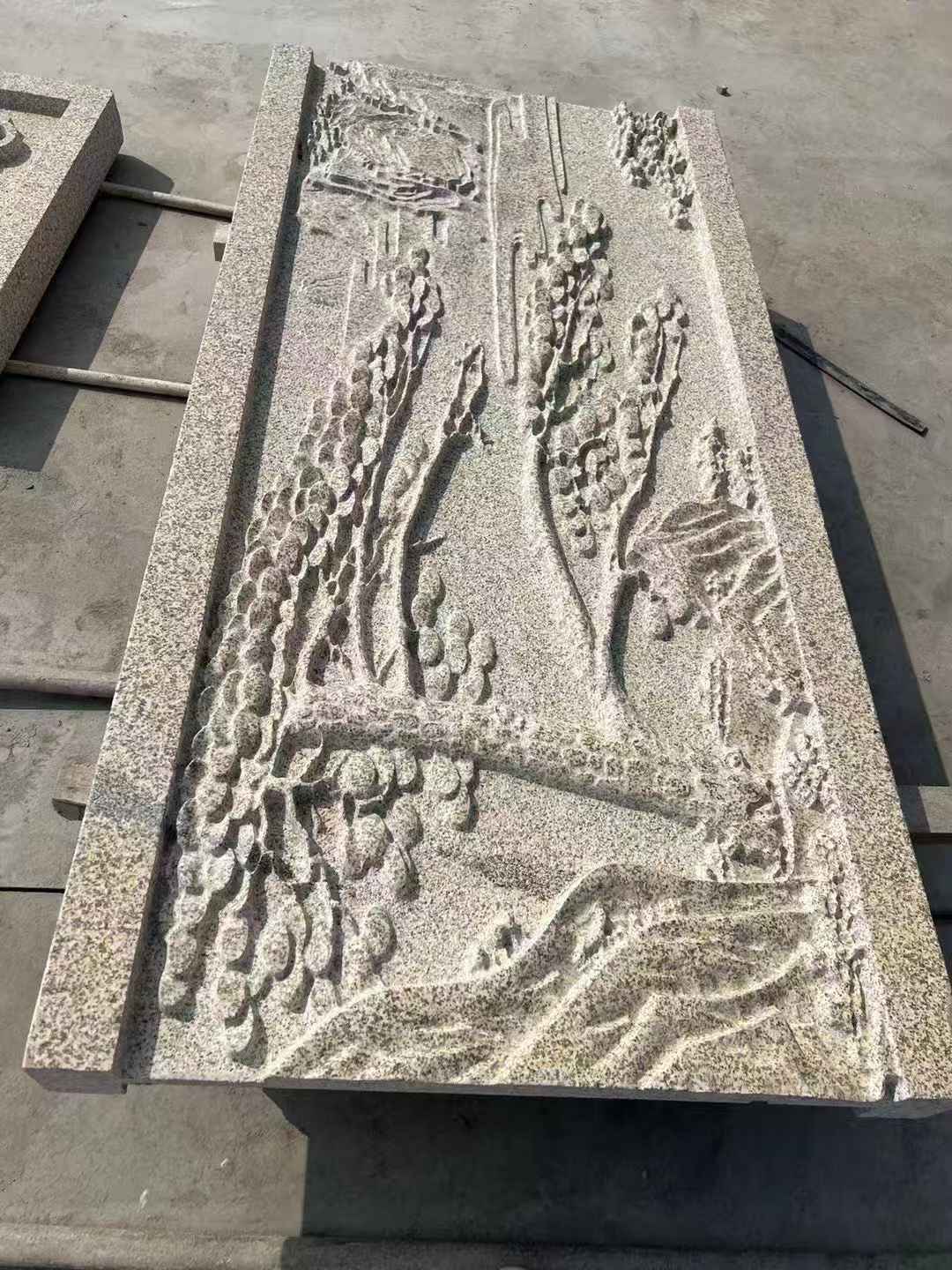 湛江 黄金麻雕刻板浮雕迎客松