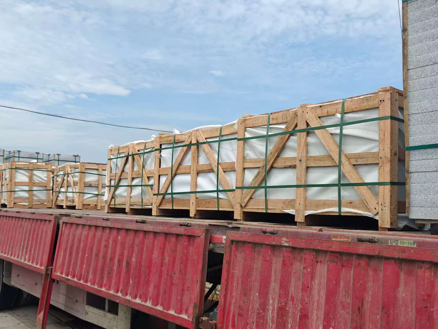 湛江 芝麻白花岗岩地铺石出口专车-泰国游