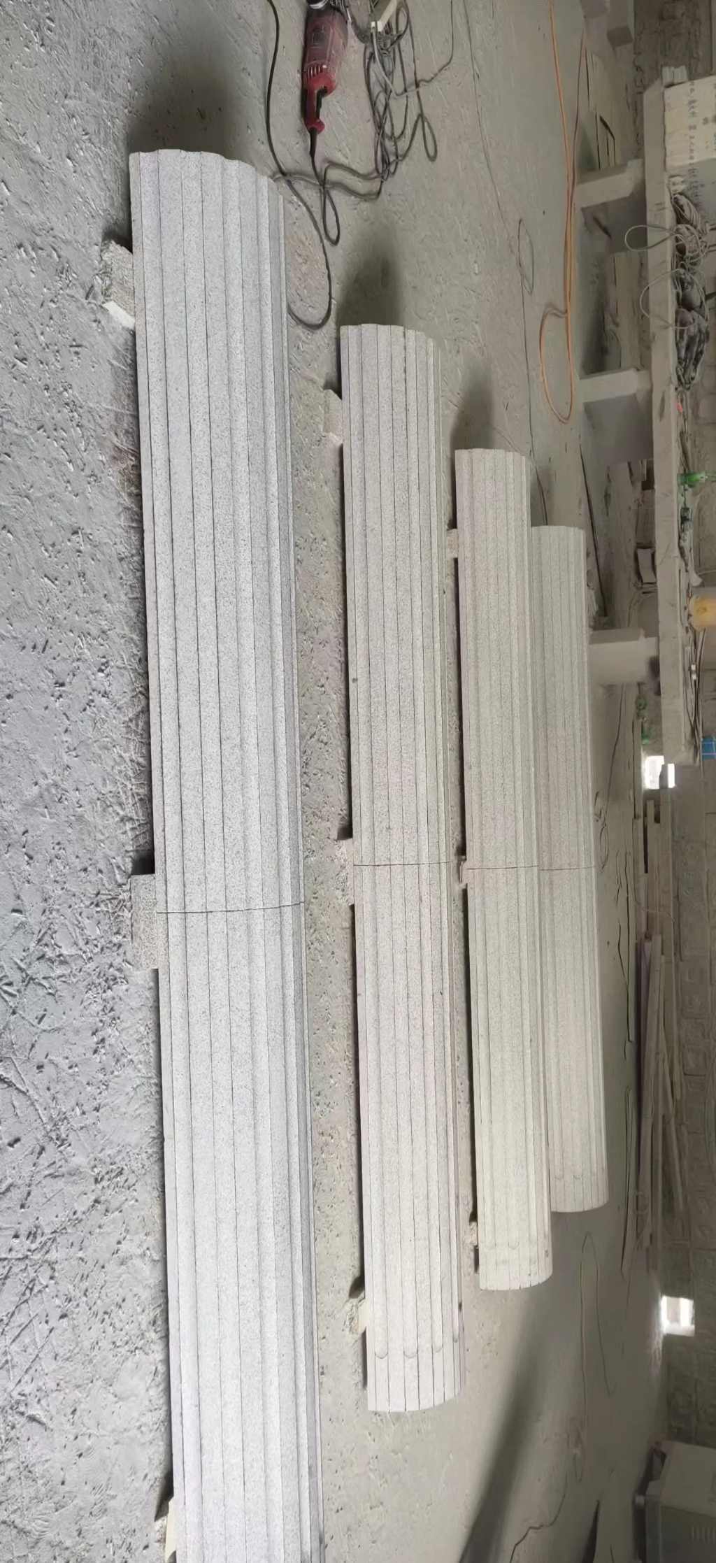 湛江 花岗岩厂家带你看白麻花岗岩门楼大柱柱皮