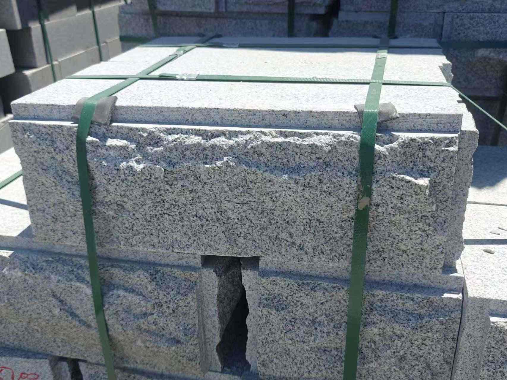 湛江 芝麻白花岗岩自然面成品