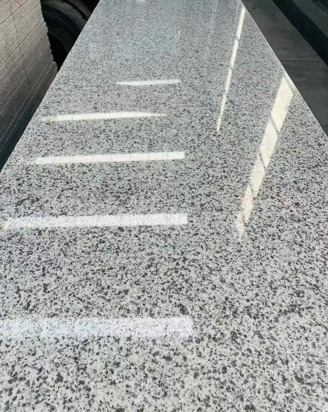 湛江 白麻花岗岩光面毛板